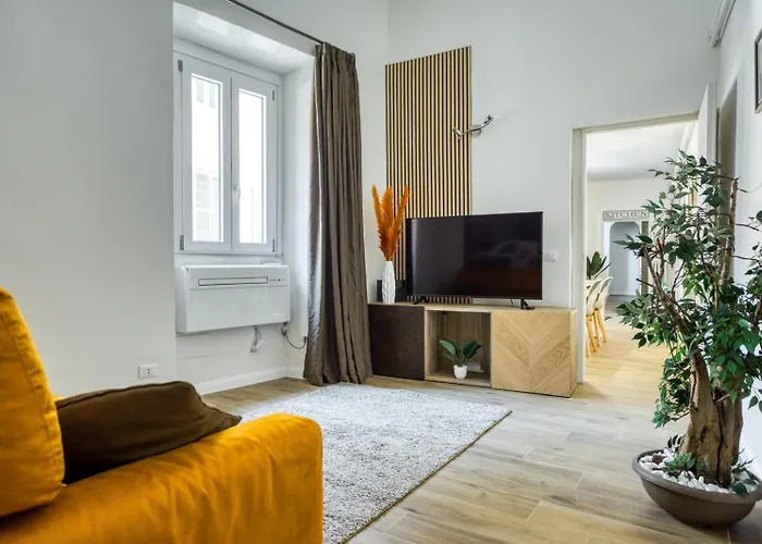 Moro Grand Trastevere 3br & Parking Apartment